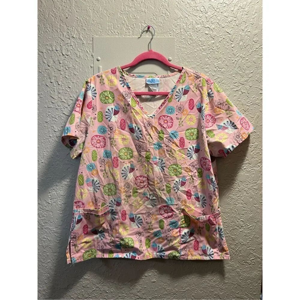 SB Scrubs Patterned Scrub Top Woman’s Size Large